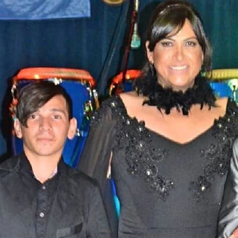 Los adoptó una pareja de varones ahora tienen un papá gay y una mamá trans Nuestra familia es