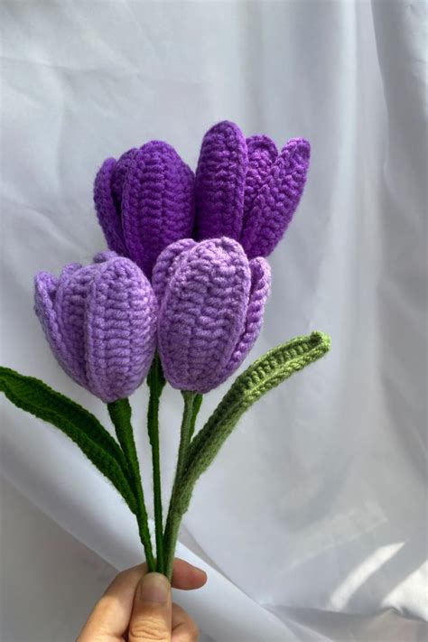 crochet purple tulip flower bouquet for sale em 2024 Padrões de