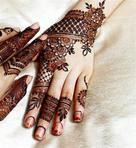 30 Stylish And Modern Arabic Mehndi Designs To Inspire You