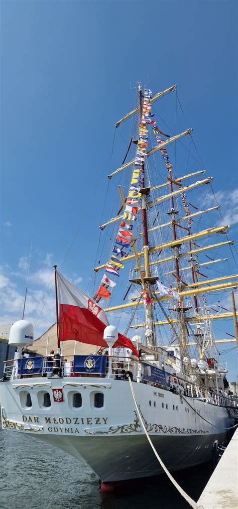 A La D Couverte Du Dar Mlodziezy L Armada De Rouen