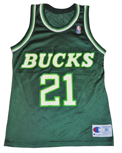 Milwaukee Bucks Uniforms History