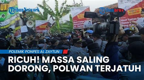 Demo Ponpes Al Zaytun Ricuh Massa Tiba Tiba Merangsek Mendekat Polwan