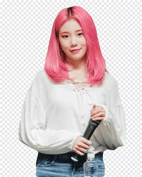 Jooe Momoland Wanita Memegang Mikrofon Hitam Png Pngegg