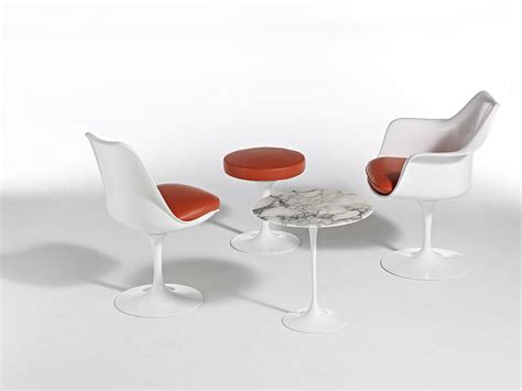 Knoll Poltrona Girevole Con Cuscino Tulip Scocca E Base Bianca Brown