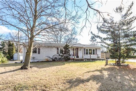 848 Sarah Rd Dexter Twp Mi 48169 Mls 20230025357 Redfin