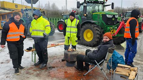 Trecker Proteste In Bremerhaven F R Mittwoch Beendet Buten Un Binnen