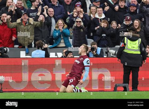 London UK 23rd Dec 2023 Jarrod Bowen Of West Ham United Celebrates