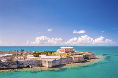 Bermuda Travel Guide & Tips - Condé Nast Traveler