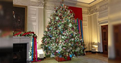 Jill Biden S White House Christmas Decor Slammed As Circus Freak Show