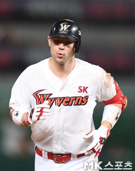 Sk 로맥 2018 Kbo 리그 7월 Mvp 선정 Mk스포츠