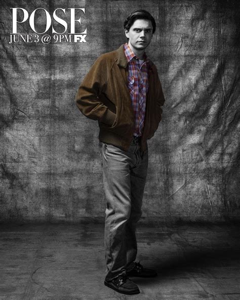 Evan Peters Pose Photoshoot (Poster) | Evan peters american horror ...