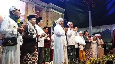 Al Hamidiyah Bershalawat Hadirkan Habib Syekh Dan Habib Husein Jafar Di