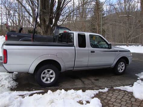 Buy Used 2002 Nissan Frontier Xe Extended Cab Pickup 2 Door 24l In