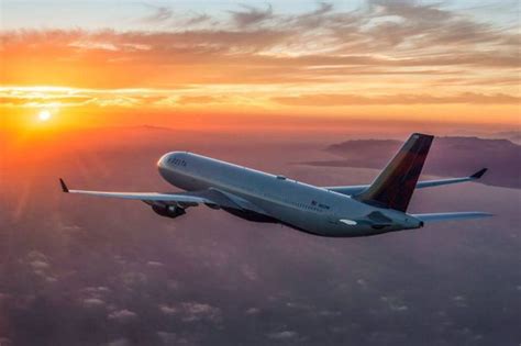 Gatwick Airport Passengers Can Now Fly To New York Jfk With Major Delta Air Lines Expansion