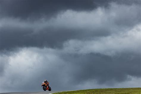 Oliveira Grabs Top Five Finish At Portuguese Grand Prix As MotoGP