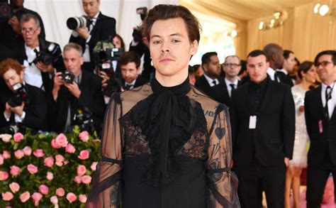 Harry Styles Makes History Becomes The First Male To Feature Solo On The Cover Of Vogue