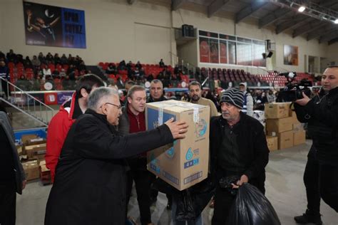 Büyükkılıçtan Bölgenin En Büyük Deprem Lojistik Merkezinde İnceleme