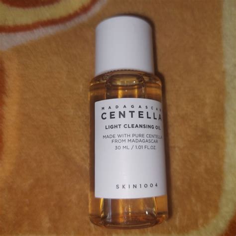 Jual SKIN1004 Madagaskar Centella Cleansing Oil Shopee Indonesia