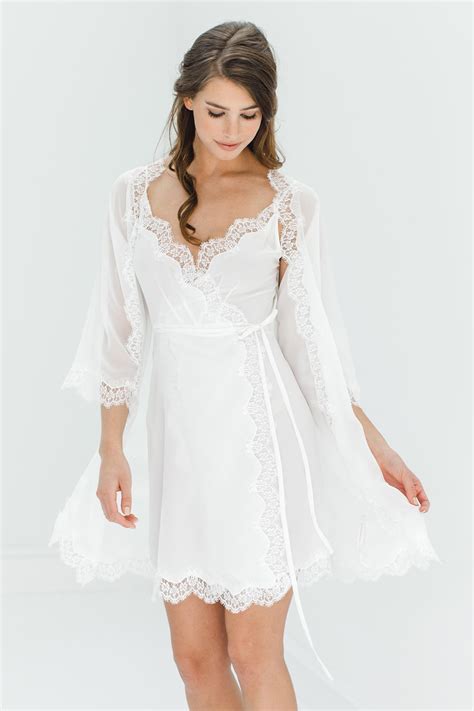 Lille Silk Chiffon And Lace Kimono Robe In Ivory