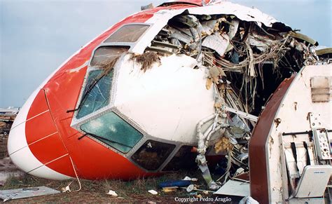 Crash of a Douglas DC-10-30CF in Faro: 56 killed | Bureau of Aircraft ...