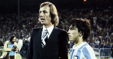 Dolor por la muerte de César Luis Menotti los mensajes del mundo del