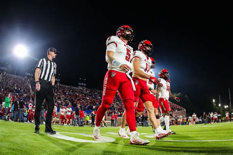 NC State Vs Clemson The Textile Bowl Preview Last Word On College