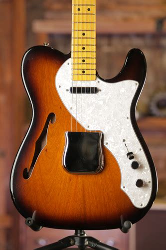 Fender American Vintage Telecaster Thinline Sunburst