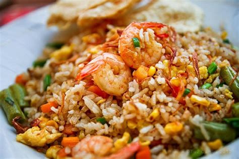 7 Tips Masak Nasi Goreng Yang Lebih Power Di Rumah