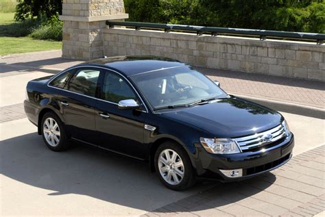 Ford Taurus Information And Photos Momentcar