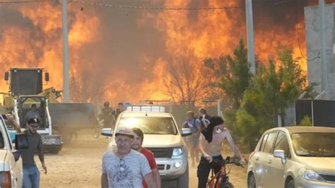 Córdoba las devastadoras imágenes de los incendios en Villa Carlos Paz