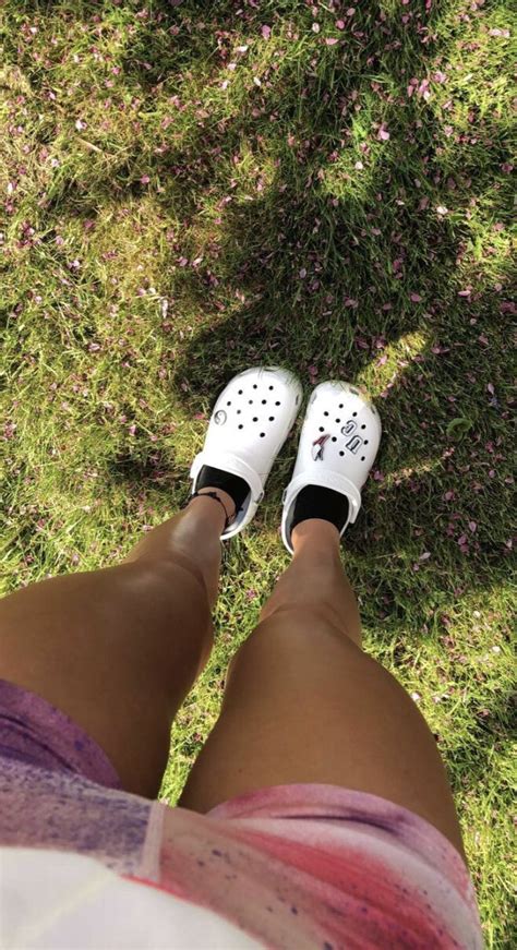 Pin By Sham On Crocs White Crocs Crocs Fashion White Crocs Outfit