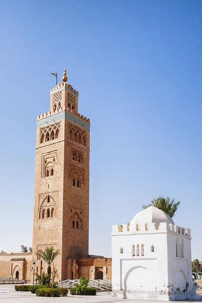 Mezquita De Oraci N Marroqu Koutoubia En Marrakech Marruecos Frica