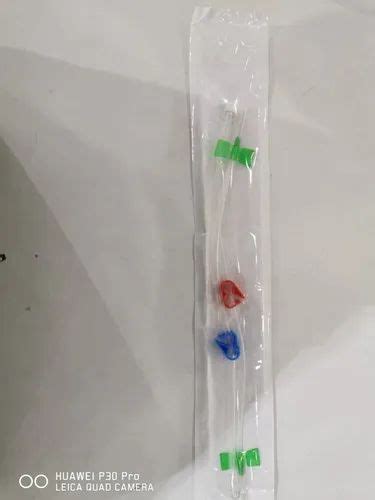 Acunus Fistula Needle For Hospital Size 16 G At 30 Piece In New