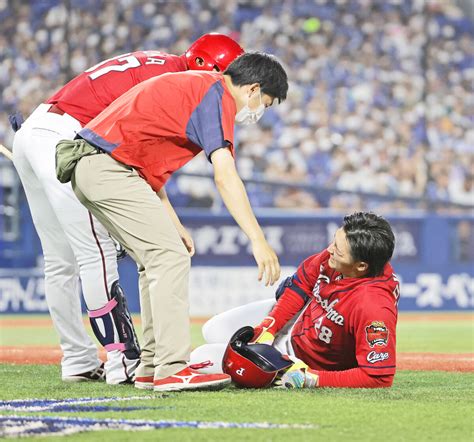 【広島】床田寛樹にアクシデント足を負傷か 一塁へ走り出して転倒 自力で歩けず担架で運ばれる スポーツ報知