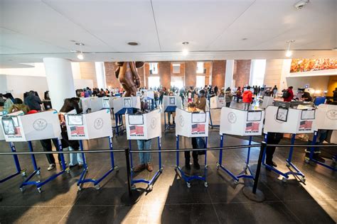 NYC Registrou Recorde De Comparecimento No Primeiro Dia De Votação