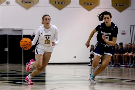 Photospread Womens Basketball Defeats Colorado School Of Mines Advances To Rmac Semifinals