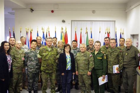 Military attachés to Slovakia visit the Centre - EOD COE