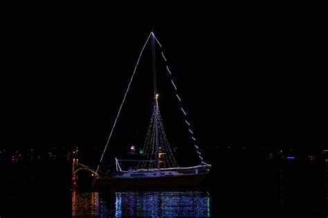 Photos Lake Murray Christmas Light Boat Parade Returns Awards More