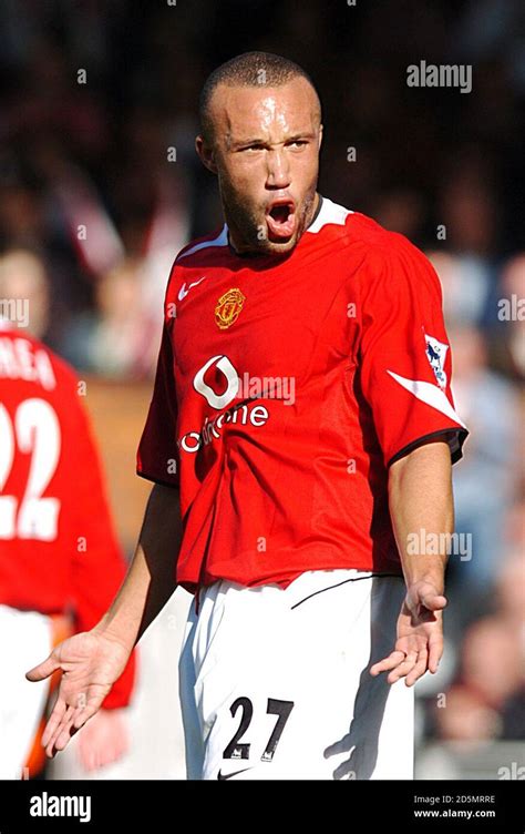 Manchester United S Mikael Silvestre Stock Photo Alamy