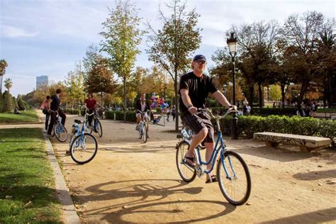 Tour In Bicicletta Di 3 Ore Delle Tapas Di Barcellona GetYourGuide