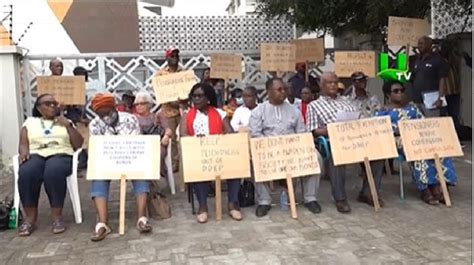 pensioner bondholders forum suspend picketing  ministry  finance