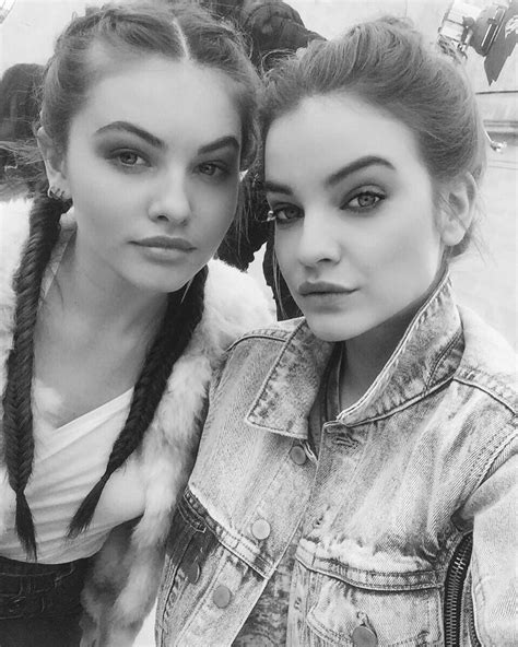 Bild Markiert Mit Skinny Black And White Brunette Thylane Blondeau