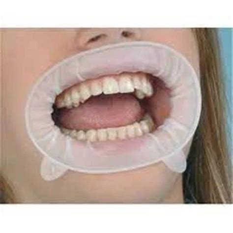 Ivoclar Optragate Cheek And Lip Retractor Pack Of At Rs Unit