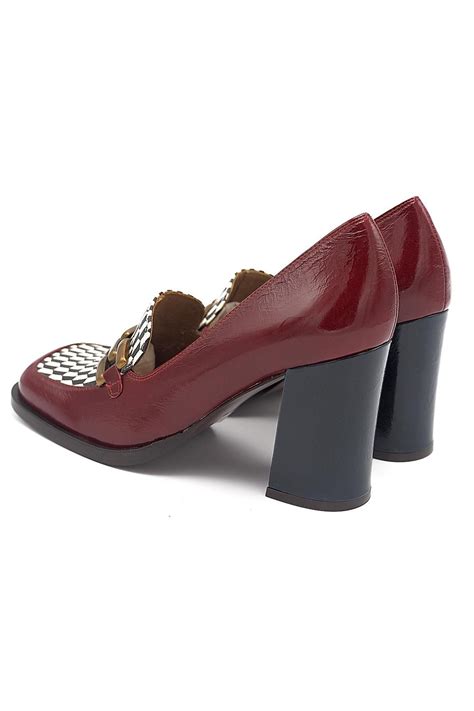 Mocassin à Talon Haut En Cuir Rouge Vernis Chie Mihara Marine