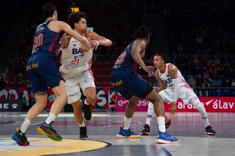 El Baxi Manresa Dona La Cara A La Pista D Un Encertat Baskonia Xiulet