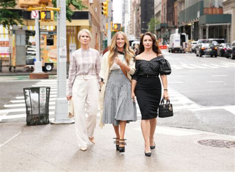 Sex And The City Les Looks Les Plus Styl S D J Rep R S Sur Le Tournage Du Reboot