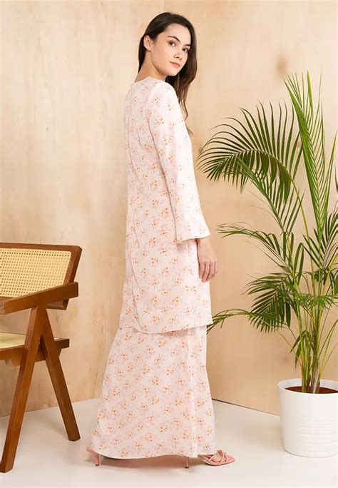 Buy Era Maya French Floral Pastel Pink Baju Kurung Moden Online