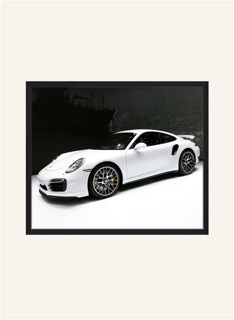 JACOB BADEN Wandbild WHITE PORSCHE 911 TURBO S Mit Rahmen In Schwarz