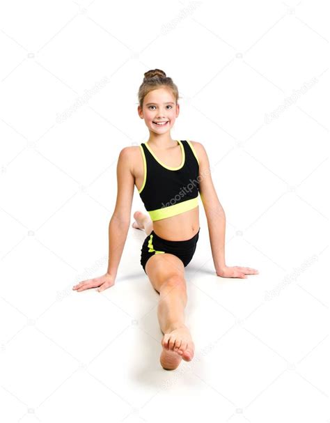 Flexible Linda Niña Niña Gimnasta Haciendo Ejercicio Acrobático 2023