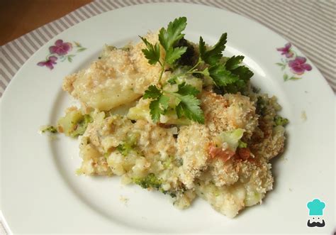 Pescada no forno brócolis